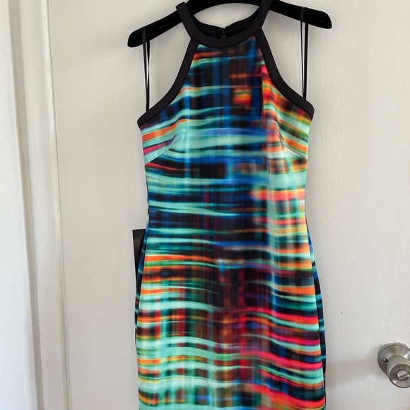 New BEBE Back Cut Out Animal Print Neon Dress - Picture 4 of 11